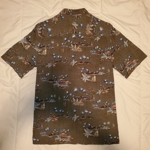 Batik Bay button up short sleeve - Picture 4 of 4